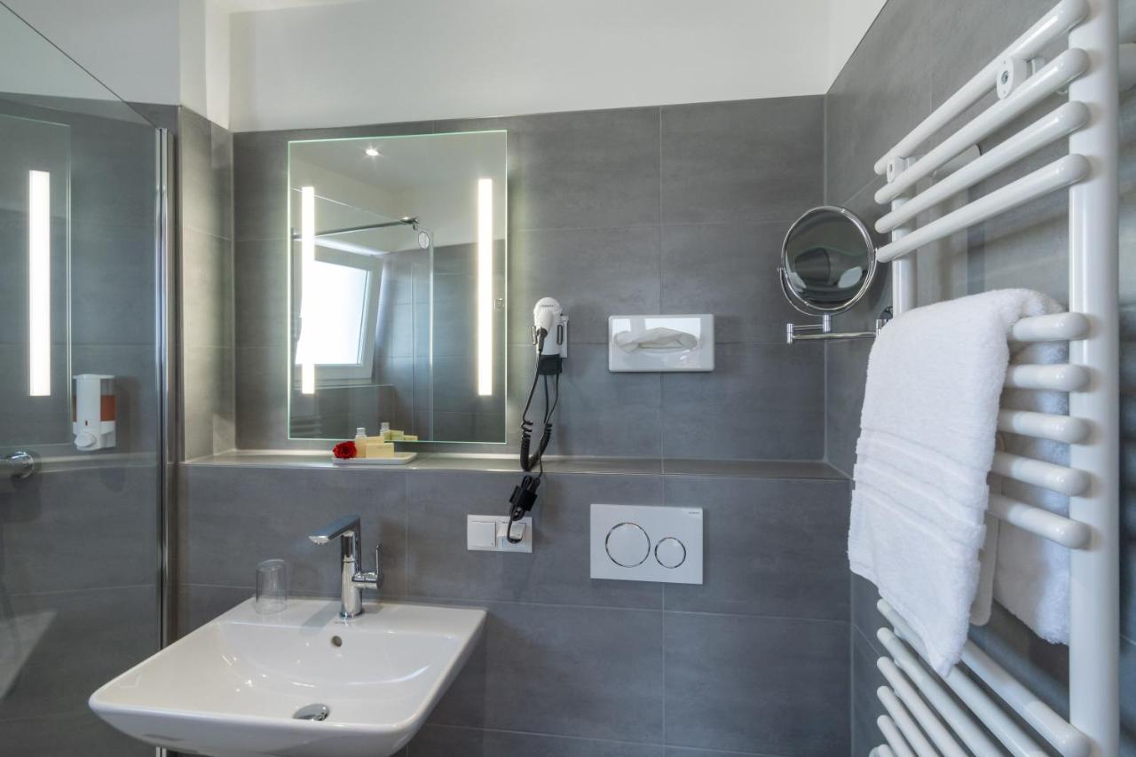 Hotel Elysee Seligenstadt Eksteriør billede