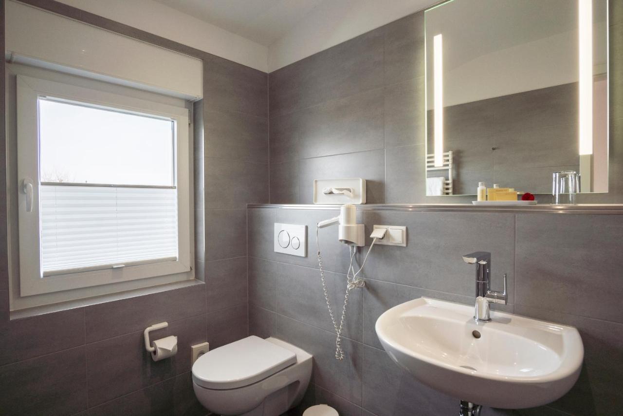 Hotel Elysee Seligenstadt Eksteriør billede